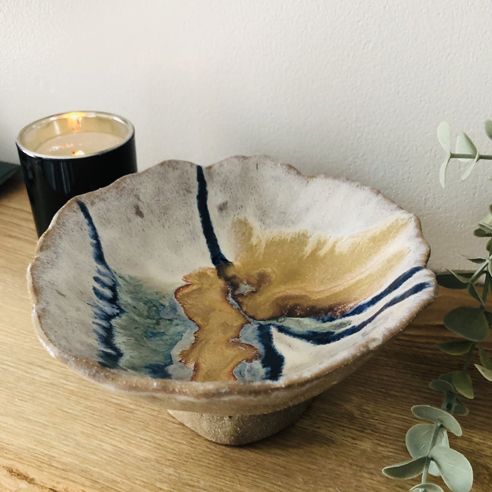 White & Blue Porcelain Bowl, 16.9cm