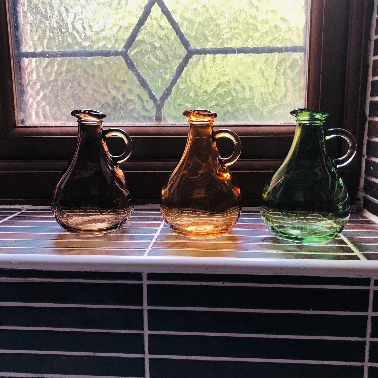 Autumn Colours Glass Vase With Handle 13.5cm